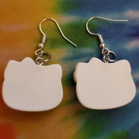 Handmade Black and White Hello Kitty Earrings - Picture 2 of 2